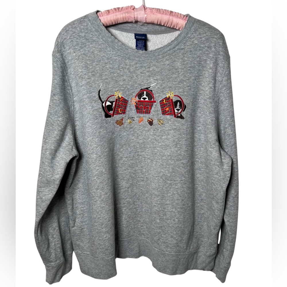 Basic Editions Gray Crewneck Sweater with Fall Dog Design Women’s XL